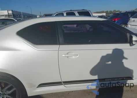 2015 Scion Tc from USA, damaged, VIN JTKJF5C72FJ005088